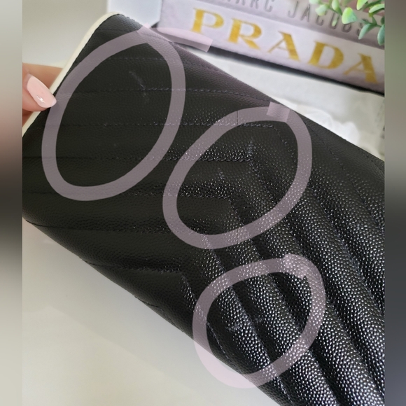 *SOLD* Authentic Pre-owned Yves Saint Laurent Grain De Poudre Envelope Wallet - Picture 11 of 15